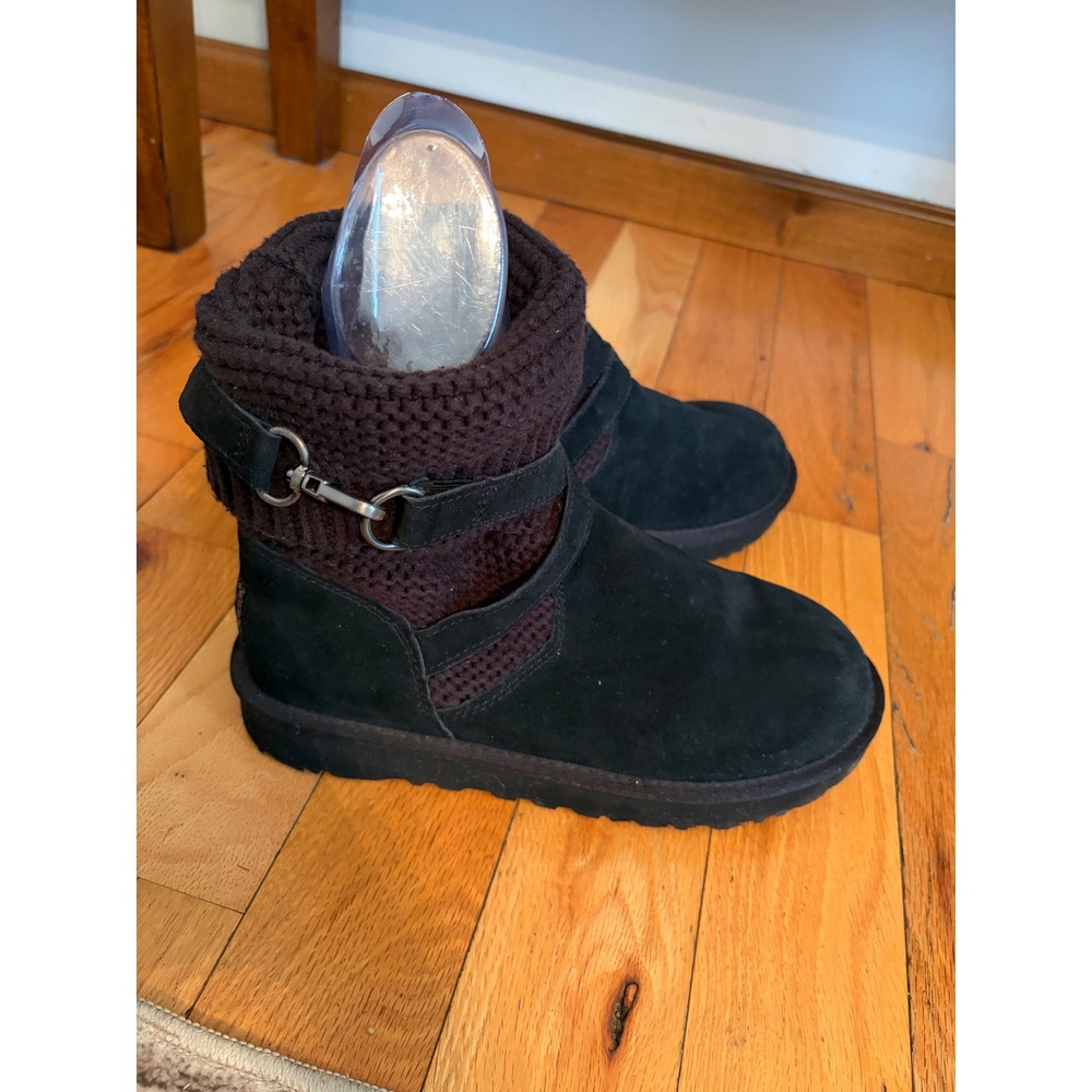 UGG Women's Purl Strap Boots Black Size 9